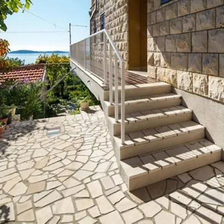Matusko - One-bedroom With Balcony *