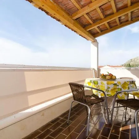 شقة Matusko - One-bedroom With Balcony مْليني