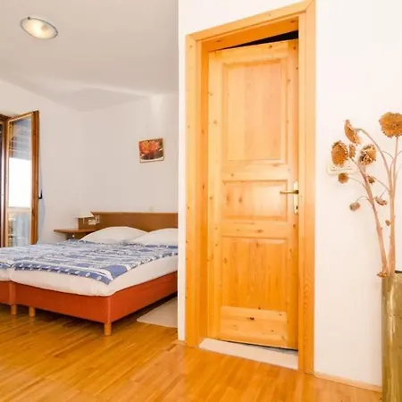 شقة Matusko - One-bedroom With Balcony مْليني